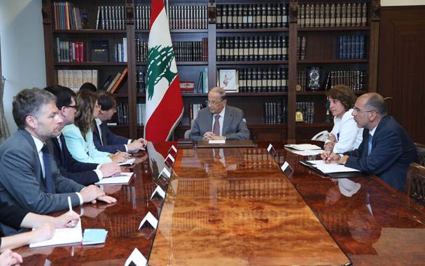 رئيس الجمهوريّة عرض مع وفد صندوق النقد الدولي مُتابعة مُؤتمر «سيدر»

سلامة : الأوضاع الماليّة والنقديّة مُستقرّة وأسواق القطع تشهد حالة توازن