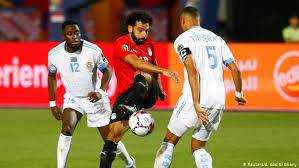 بطولة أمم افريقيا في كرة القدم :

فوز ثمين للجزائر وتأهل مصر