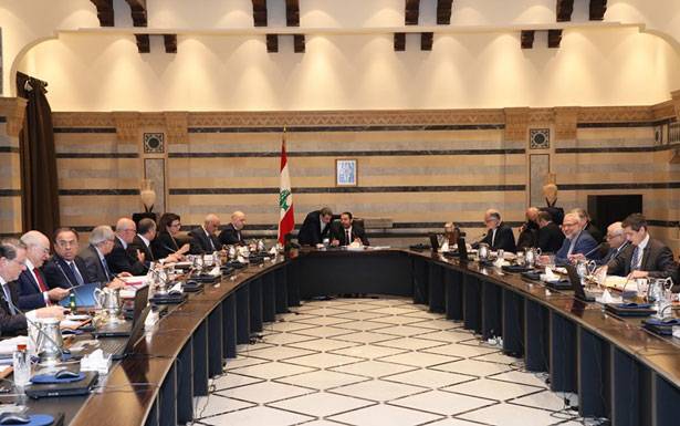 مجلس الوزراء أقرّ تخصيص 3% من الوظائف العامة لذوي الإحتياجات الخاصة
الحريري : إجماع لبناني على رفض صفقة القرن... وسقف موقف لبنان قرارات قمّة بيروت