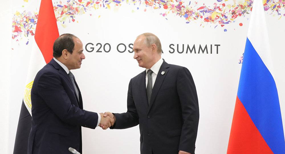 السيسي يلتقي بوتين على هامش قمة العشرين