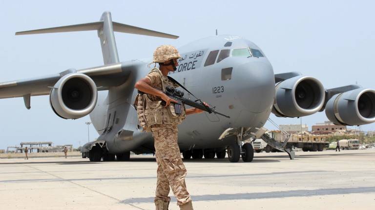 رويترز: الإمارات تخفض تواجدها العسكري في اليمن