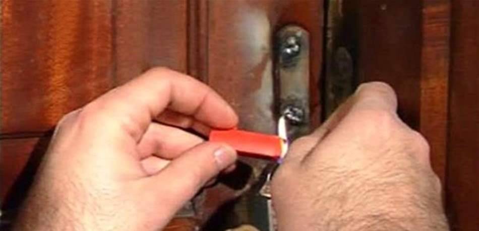 ختم مستوصف وصيدلية بالشّمع الأحمر !