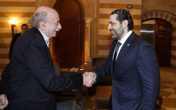 جنبلاط يقيم هدنة «تويترية» ويرفع شعار «صفر مشاكل»