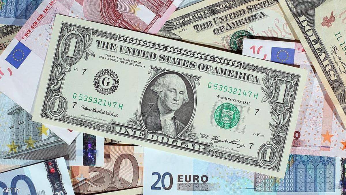 مصر.. الجمارك تعلن أسعار العملات الأجنبية مقابل الجنيه