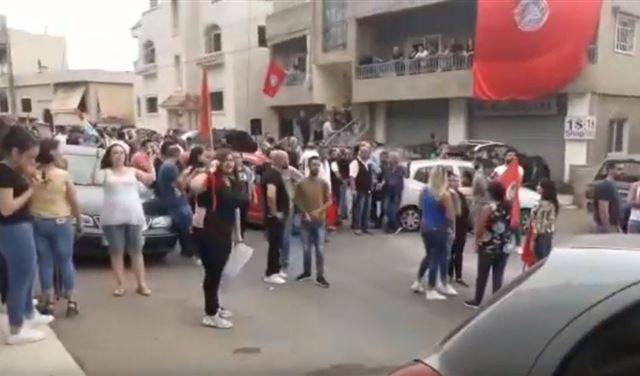 بـــوصعب : أُبـــلــغــنــا أنّ الأجــــــواء مُتشجـنـّـة وثـــمّــــة أســــلـــحة فــي الـسيّارات