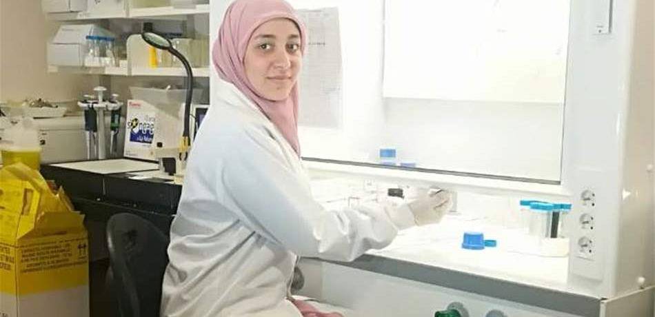 طالبة لبنانية تتفوق في فرنسا.. 17،287\20