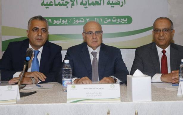رعى ندوة حول «أرضيّة الحماية الاجتماعية»

أبو سليمان: نكافح من أجل تأمين الموارد الماليّة

اللازمة في ظلّ ما نعيشه من أزمة ماليّة حادة