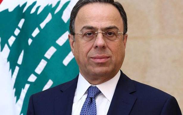 طالب الإتحادات والجمعّيات تسمية أعضائها للمجلس الأعلى للإقتصاد

بطيش لـ «الديار» : ضرورة الإلتزام بنسبة العجز المــقرّرة 59،7%