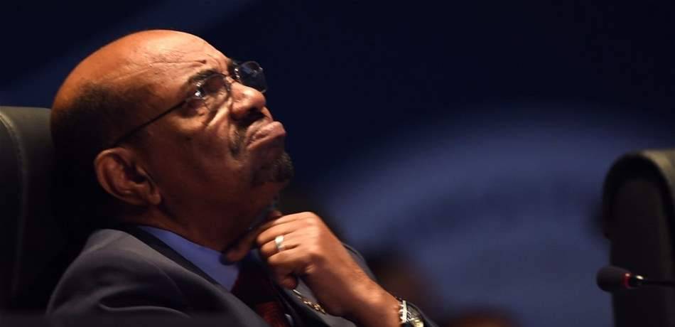 تفاصيل جديدة.. كيف سقط رجل السودان القوي عمر البشير؟
