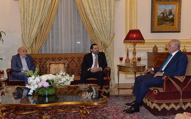 بري جمع الحريري وجنبلاط لرأب الصدع
