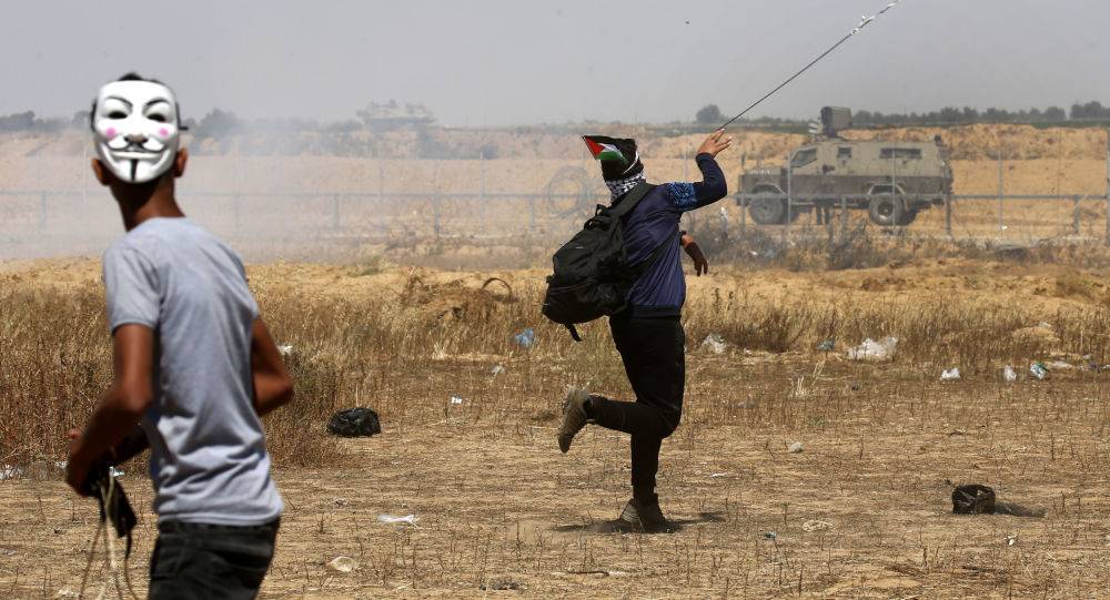 إصابة 40 فلسطينيا برصاص وغاز الجيش الإسرائيلي شرق غزة