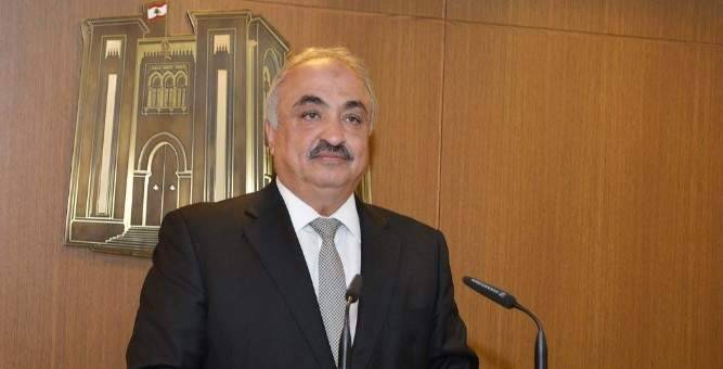 الحجار: استقالة الحريري غير واردة .. البلد مشلول