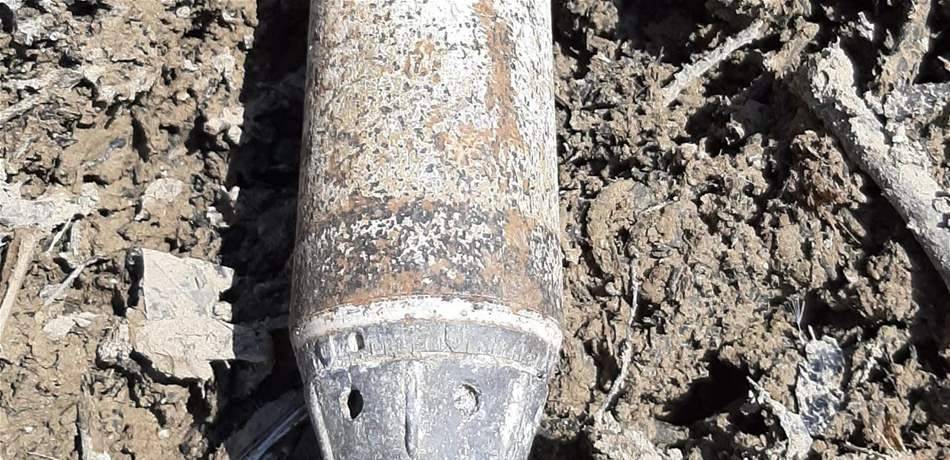 العثور على قذيفة من مخلفات الحرب في مجرى بحيرة أنان