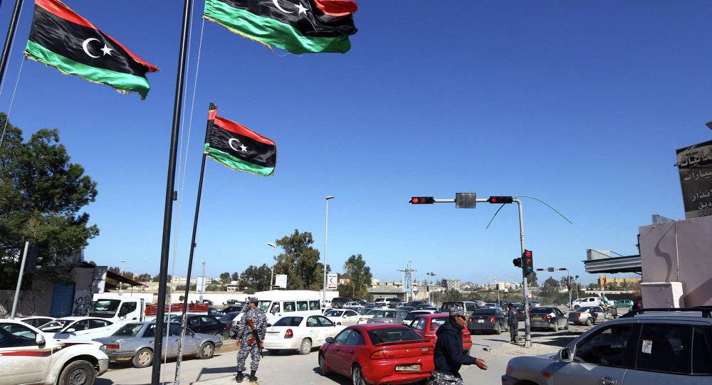 حكومة الوفاق الليبية تعلن إيقاف حركة الطيران في مطار بن وليد المدني