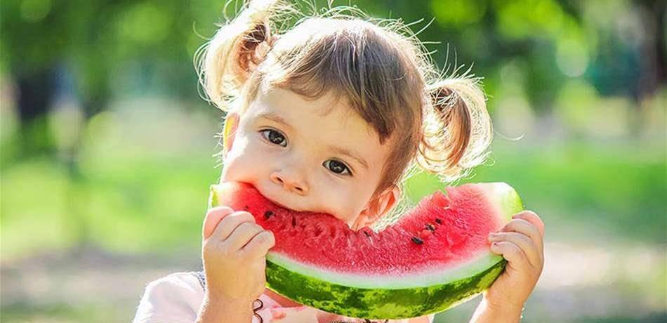 أطعمة لطفلك تحارب حرارة الصيف.. ما هي؟
