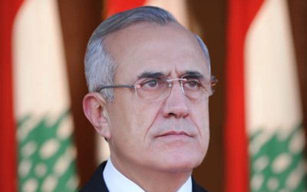 سليمان: لا تكن

ليّناً فتُعصر

ولا تكن قاسياً فتُكسر