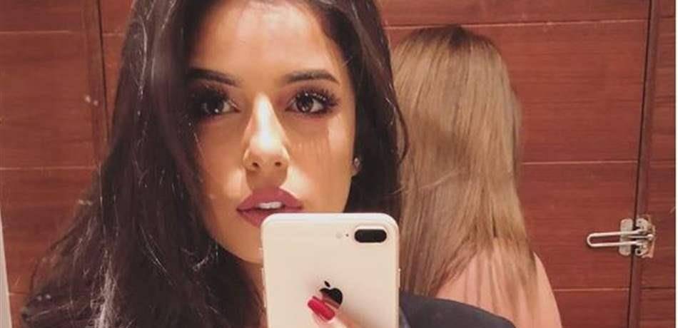 إبنة فنان راحل تنشر صورة مؤثرة: "بابا أنا إتخرجت"