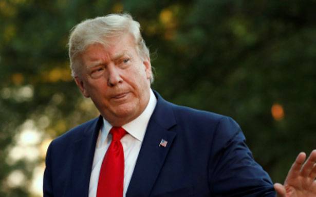 ترامب يهاجم سفير بريطانيا «أحمق وغبي جداً»