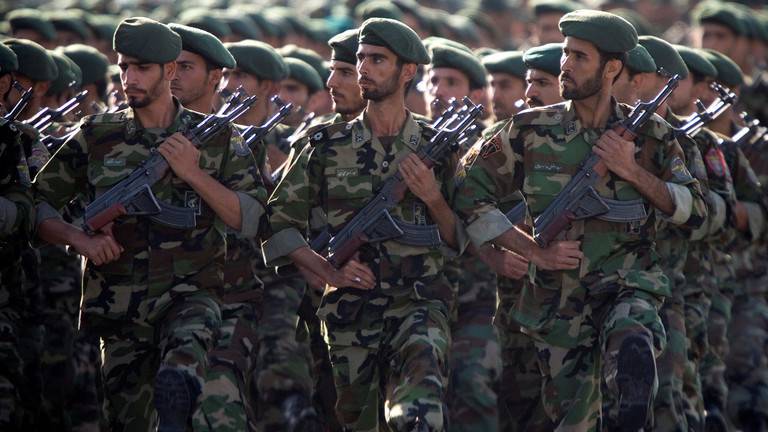 الحرس الثوري: بريطانيا ستندم على إيقافها ناقلة النفط الإيرانية