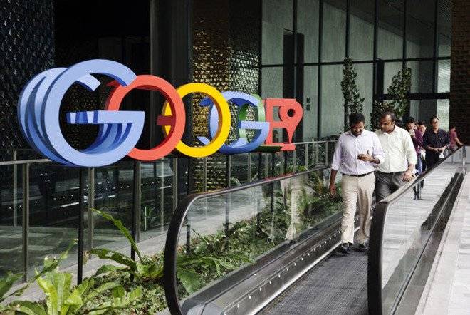 فرنسا تصدم عمالقة الإنترنت بفرض ضريبة 3 % .. وواشنطن ترد بفتح تحقيق
