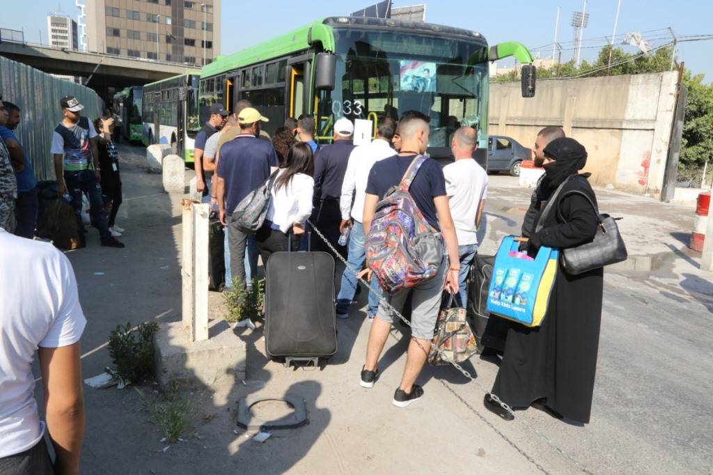 الامن العام: تأمين العودة الطوعية ل 820 نازحا سوريا