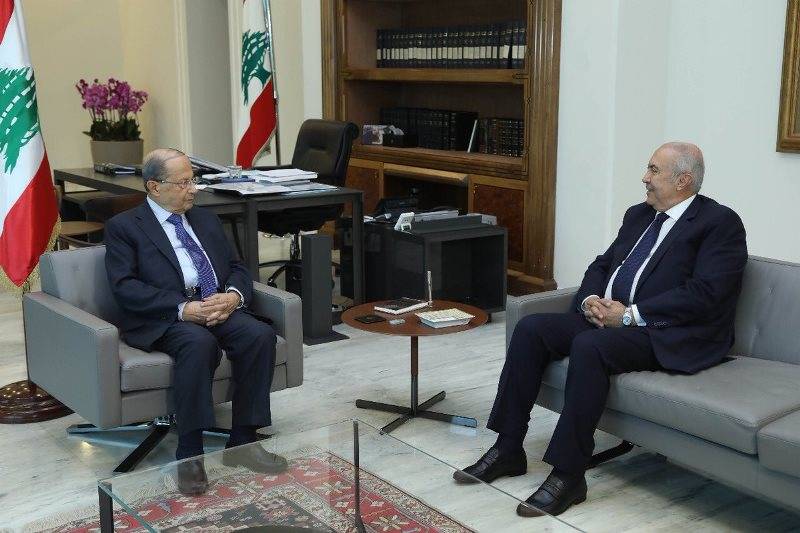 عون عرض مع مخزومي موضوع الموازنة