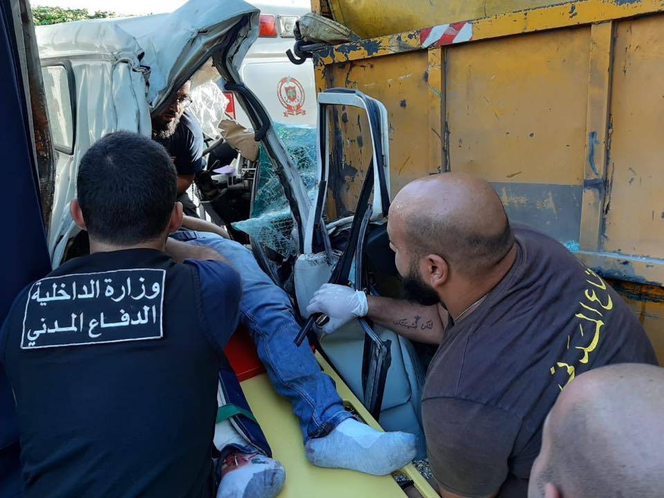 جريح سوري في حادث سير في مستيتا