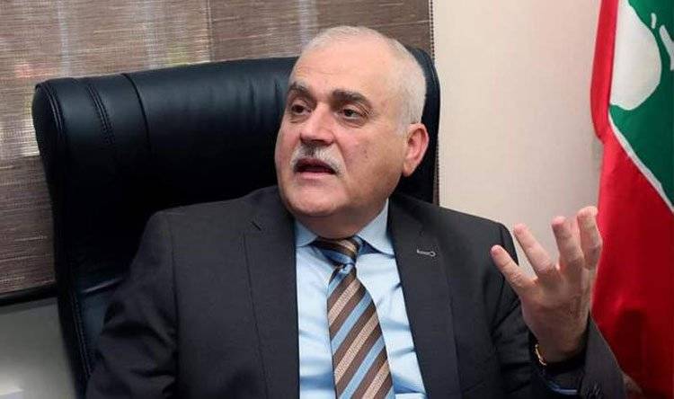 جبق ونظيره العراقي وقعا مذكرة تفاهم تقرّ بجودة الدواء اللبناني وتلبي الحاجات العراقية