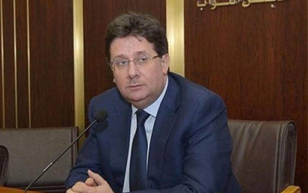كنعان: توجه لفرض

رسم 3% على 1400