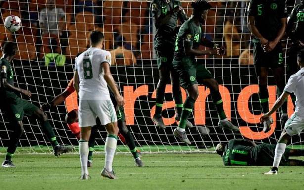 أمم افريقيا: أضواء على تأهل الجزائر وخروج تونس

رياض محرز : اللقب هـدفـنـا ومواجهة السنـغال صعبة