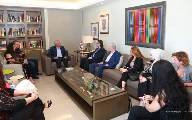 سليمان: للمجاهرة برفض

زج لبنان في الصراعات