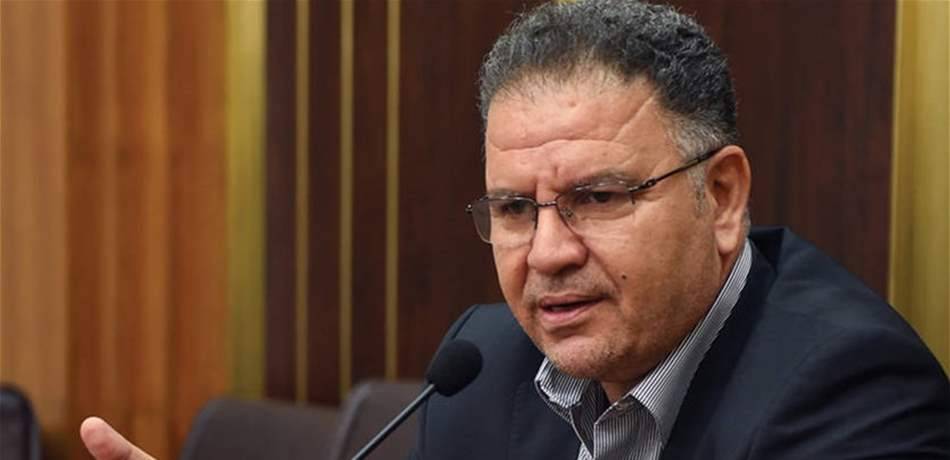 فياض: انها موازنة التقاط الأنفاس لمنع الانهيار القريب