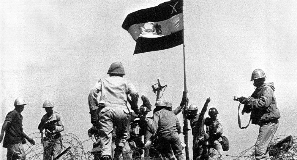 بطل من أكتوبر رحل بهدوء۔۔۔ بعملية نوعية قتل 44 جندياً ودمّر 26 دبابة إسرائيلية وأسر قائد كتيبة المدرعات۔۔ من هو!!
