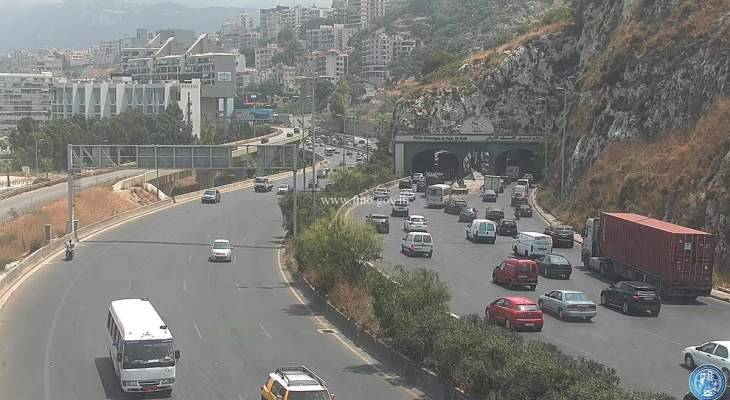 التحكم المروري: حركة المرور كثيفة من نهر الكلب باتجاه جونية