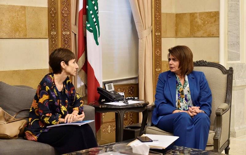 الحسن عرضت مع جيرار ملف اللاجئين والتقت وفد نقابة تأجير السيارات