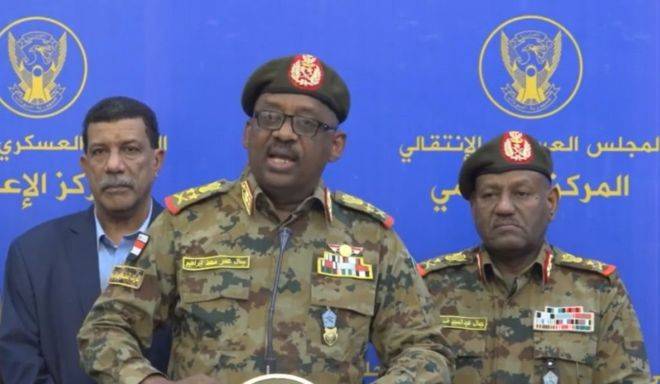 أزمة السودان: الجيش يحبط محاولة انقلاب عسكري ويعتقل قيادات على رأسها رئيس الأركان