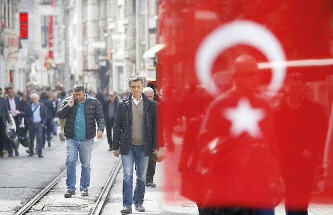 لانتشال الاقتصاد من ركوده .. "المركزي التركي" يخفض سعر الفائدة أكثر من المتوقع