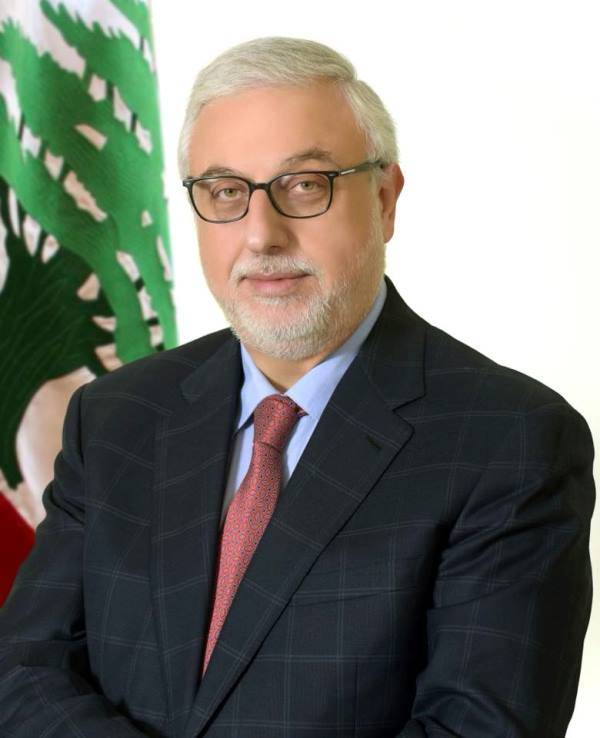 الصمد: القفز فوق حقوق الناجحين في مجلس الخدمة المدنية مستغرب