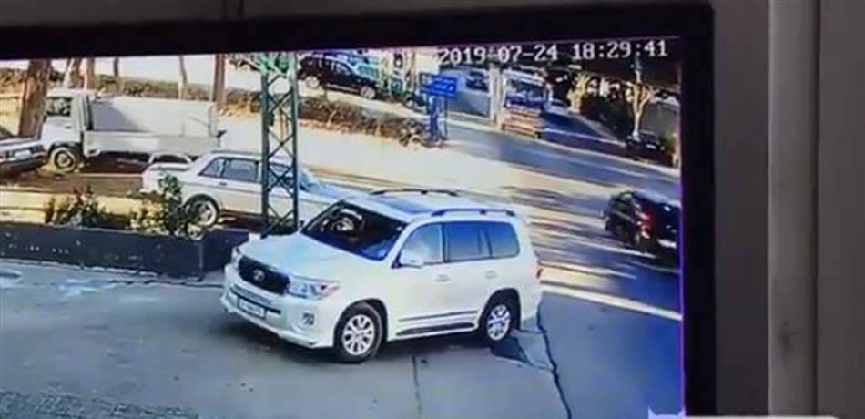 شاهدوا لحظة اصطدام مروّع بين "بيكانتو" وشاحنة في قب الياس (فيديو)