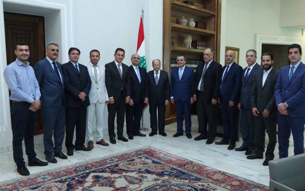 رئيس الجمهورية: اجراءات المكافحة عبر المعابر ستزداد تشدداً
جبق: تم التوافق على ادخال الدواء اللبناني الى العراق