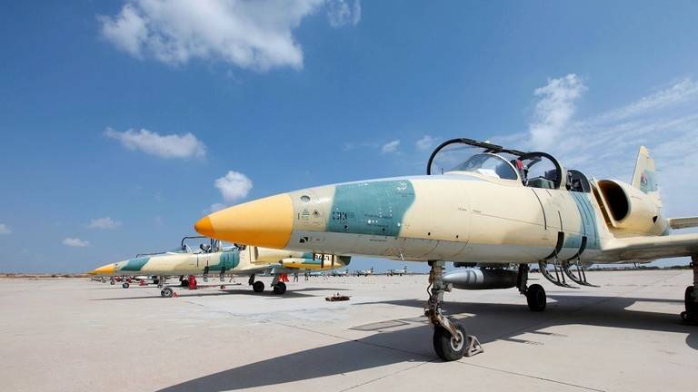 مصدر عسكري: طائرات "قوات حفتر" تقصف الكلية الجوية في مصراتة