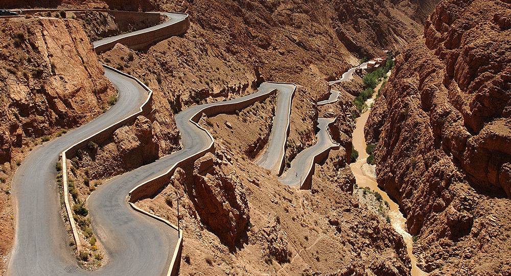 بالفيديو۔۔۔ مصرع 15 شخصا جراء انجراف التربة في جبال أطلس بالمغرب