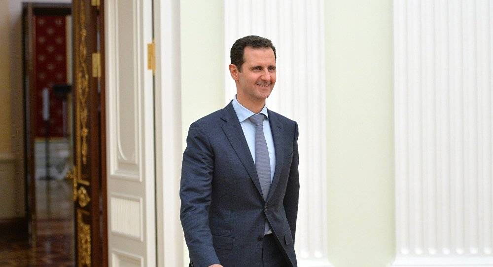 بالصور... الرئيس الأسد وعائلته وسط دمشق بظهور غير متوقع