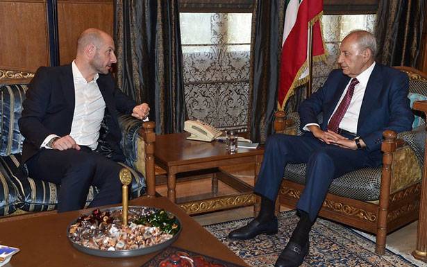 بري التقى وزيري العمل والبيئة

جريصاتي: لاستعجال مجلس الوزراء

باقرار خارطة طريق لموضوع النفايات