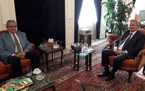 سلامة مرتاح للتطورات المالية بعد اقرار الموازنة

سركيس نقل عن المسؤولين الاميركيين ثناءهم

على اداء حاكم مصرف لبنان في المحافظة على النقد