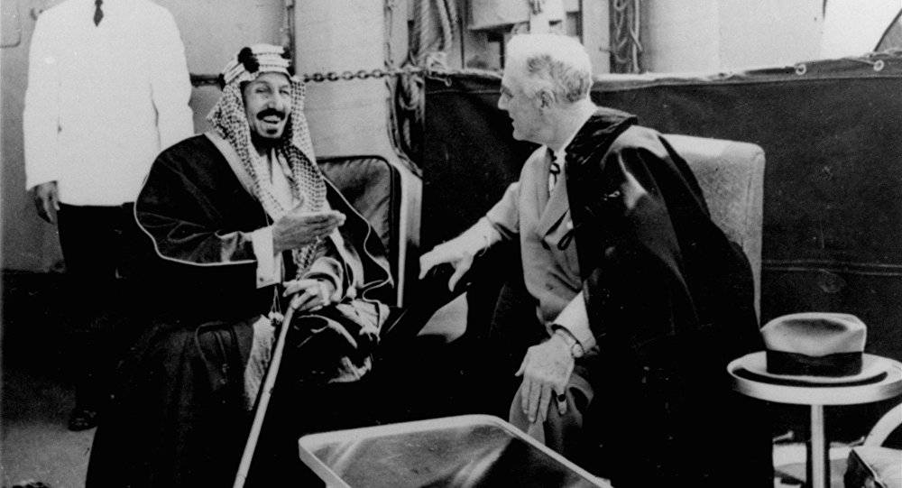 بعد وفاة الأمير بندر.. من بقي على قيد الحياة من أبناء وبنات ملك السعودية المؤسس؟