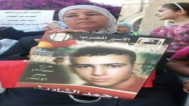 وفاة معتقلة فلسطينية محررة قبل أن تعانق ابنها الأسير