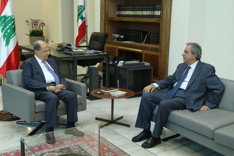 عون عرض مع السفير الخازن علاقات لبنان مع الفاتيكان
