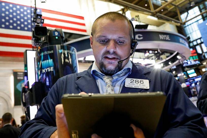 المؤشران داو جونز وستاندرد آند بورز500 في بورصة وول ستريت يسجلان أكبر هبوط منذ مايو