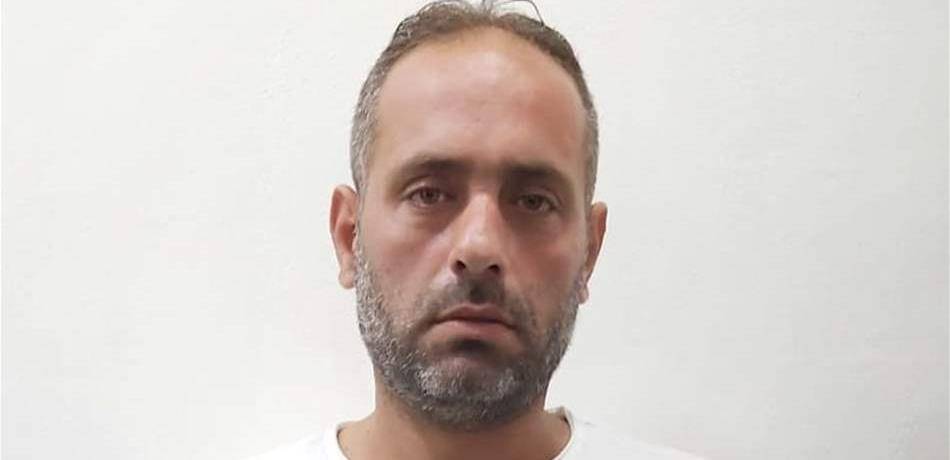 انتحل صفتَيْ "جابي كهرباء" و"عنصر مخابرات".. هل وقعتم ضحيّته؟! (صورة)
